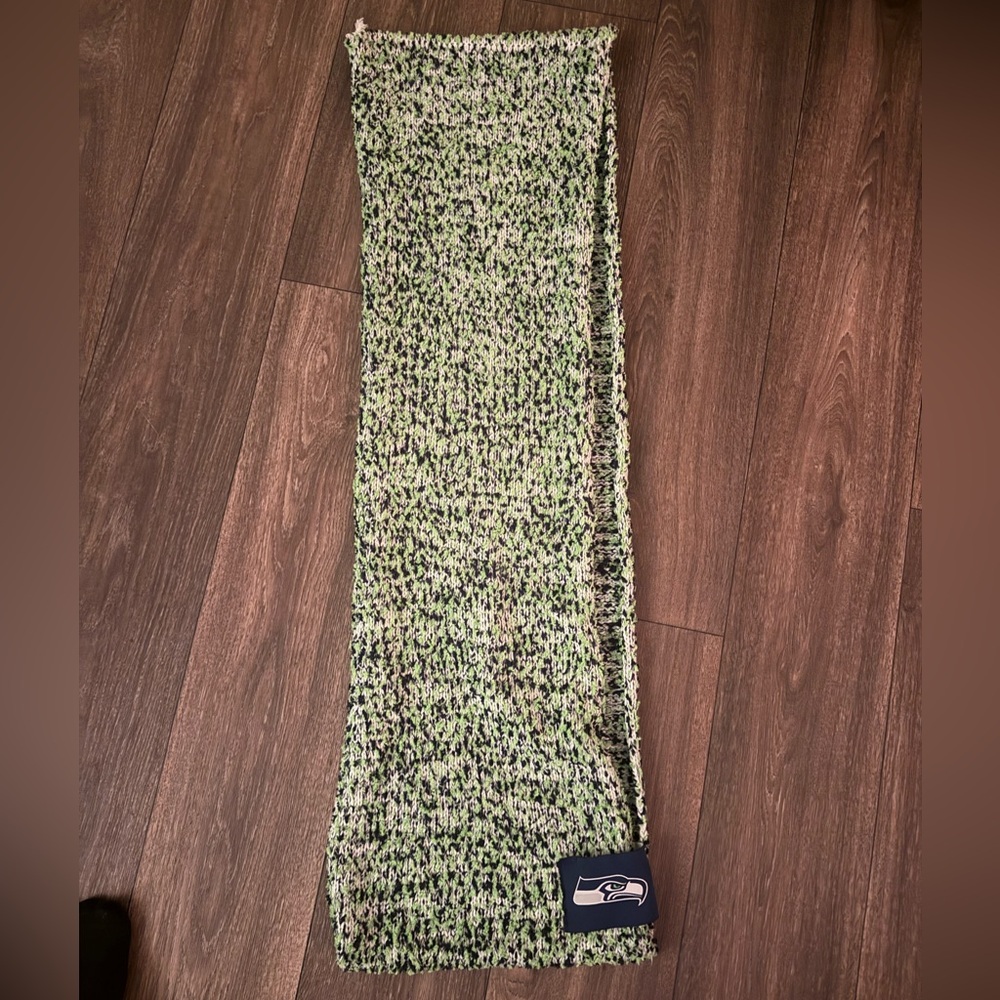 Super Bowl WINNERS! Seattle Seahawks Knitted Unisex Scarf